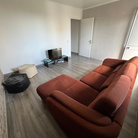 Casa A 2 Minutos A Pe De Piscina Natural Ponta Delgada  Bagian luar foto
