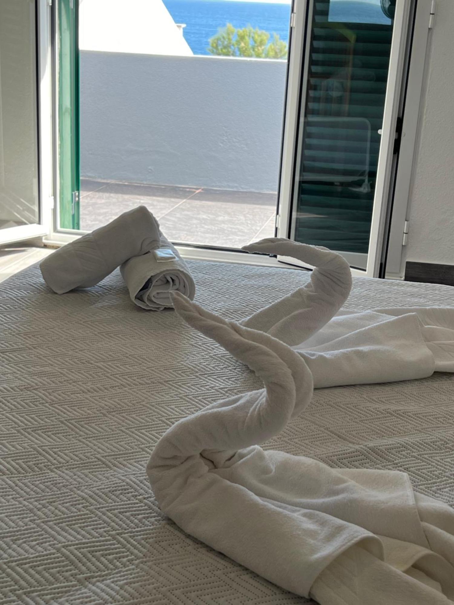 Casa A 2 Minutos A Pe De Piscina Natural Ponta Delgada  Bagian luar foto